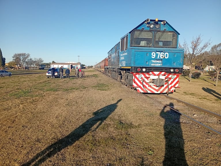 Un adolescente de 15 años murió arrollado por un tren en Córdoba.