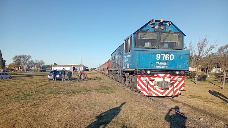 Un adolescente de 15 años murió arrollado por un tren en Córdoba.