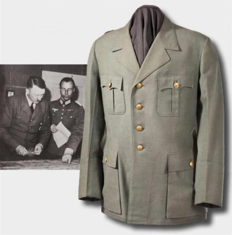 Un argentino compró la última chaqueta militar de Hitler