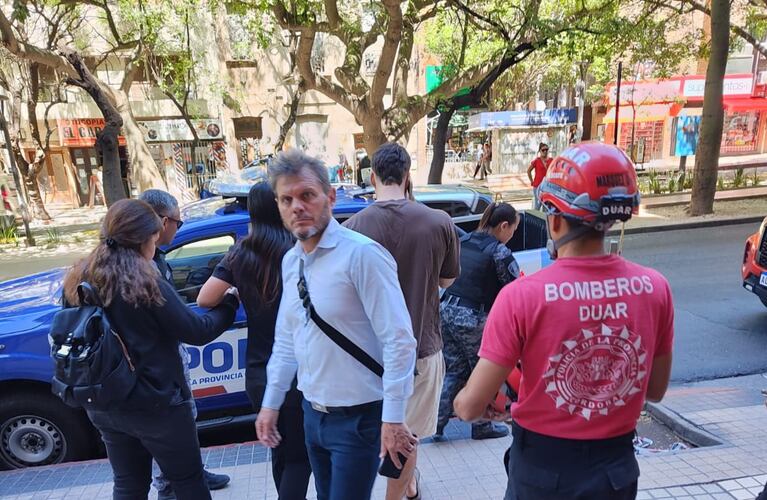 Un ascensor aceleró y frenó brúscamente en el centro de Córdoba.