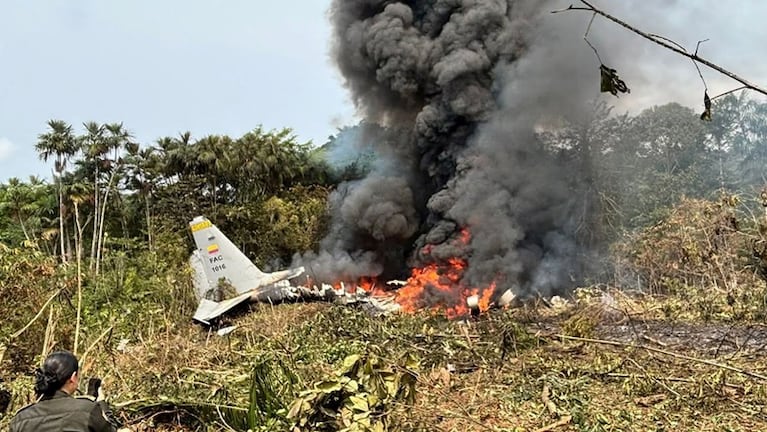 Un avión de la Fuerza Aérea Colombiana se estrelló poco después de despegar en Putumayo.