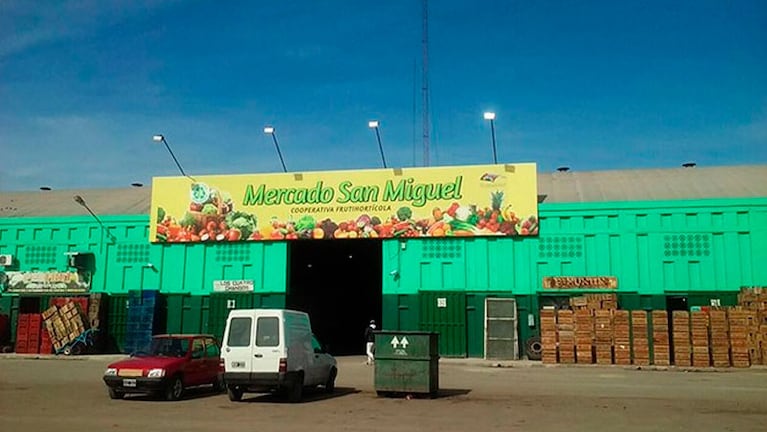 Un camionero contagiado tuvo contacto estrecho con al menos dos puesteros del Mercado San Miguel. (Foto: Facebook)