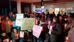 Un centenar de familiares pidió justicia en la puerta del Hospital Neonatal. Foto: Julieta Pelayo/El Doce.