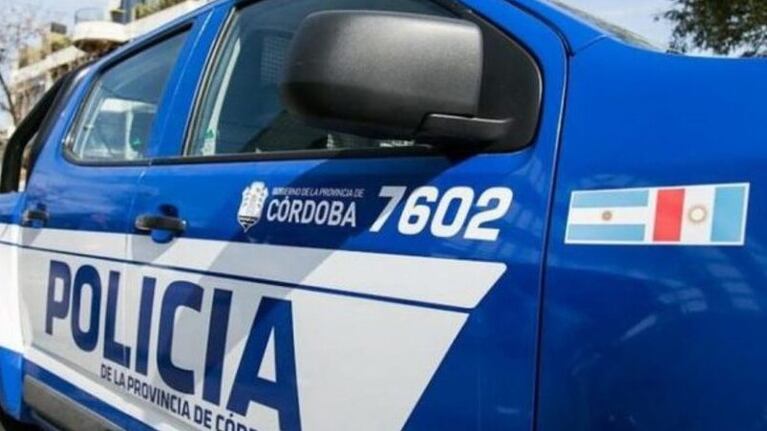 Un ciclista de 45 años perdió la vida tras chocar contra una camioneta.