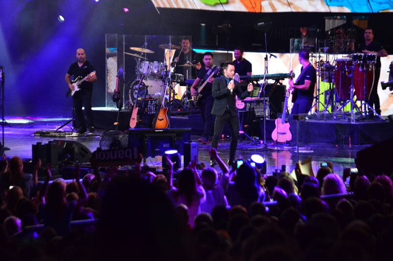 Un cierre de lujo con Carlos Vives, Abel Pintos y Luciano Pereyra. Foto: Francesco Trombetta.