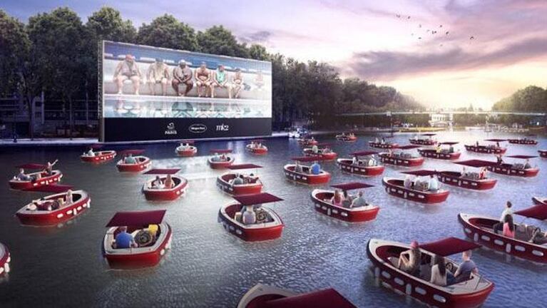 Un cine flotante llega a París: las películas se verán desde barcos eléctricos