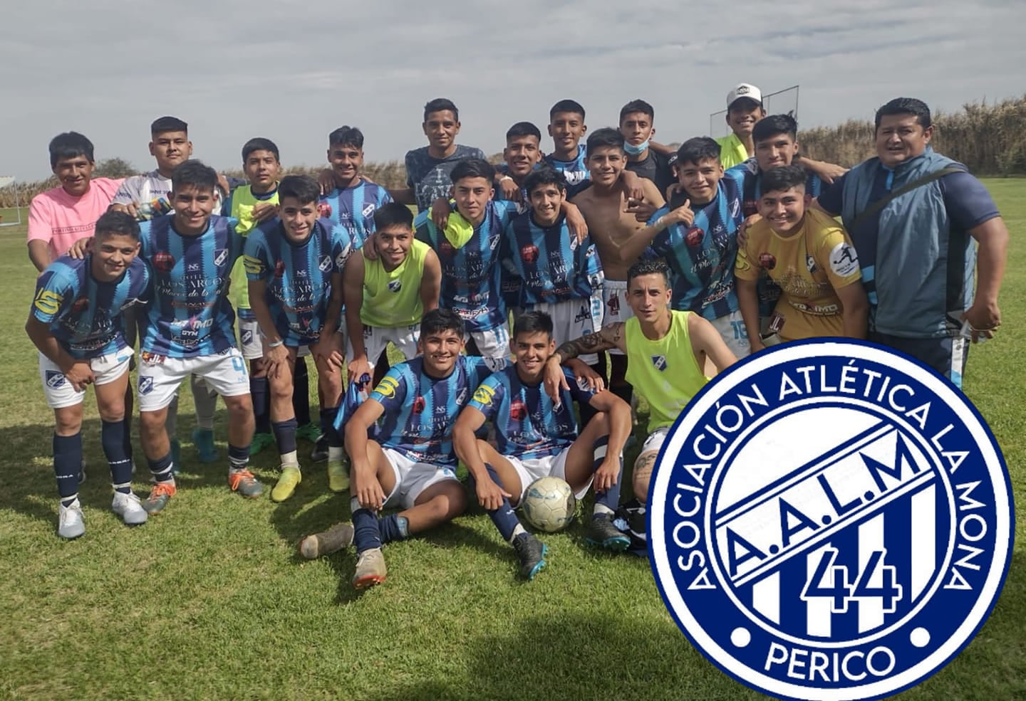 Un club unido por dos pasiones: el fútbol y el cuarteto.