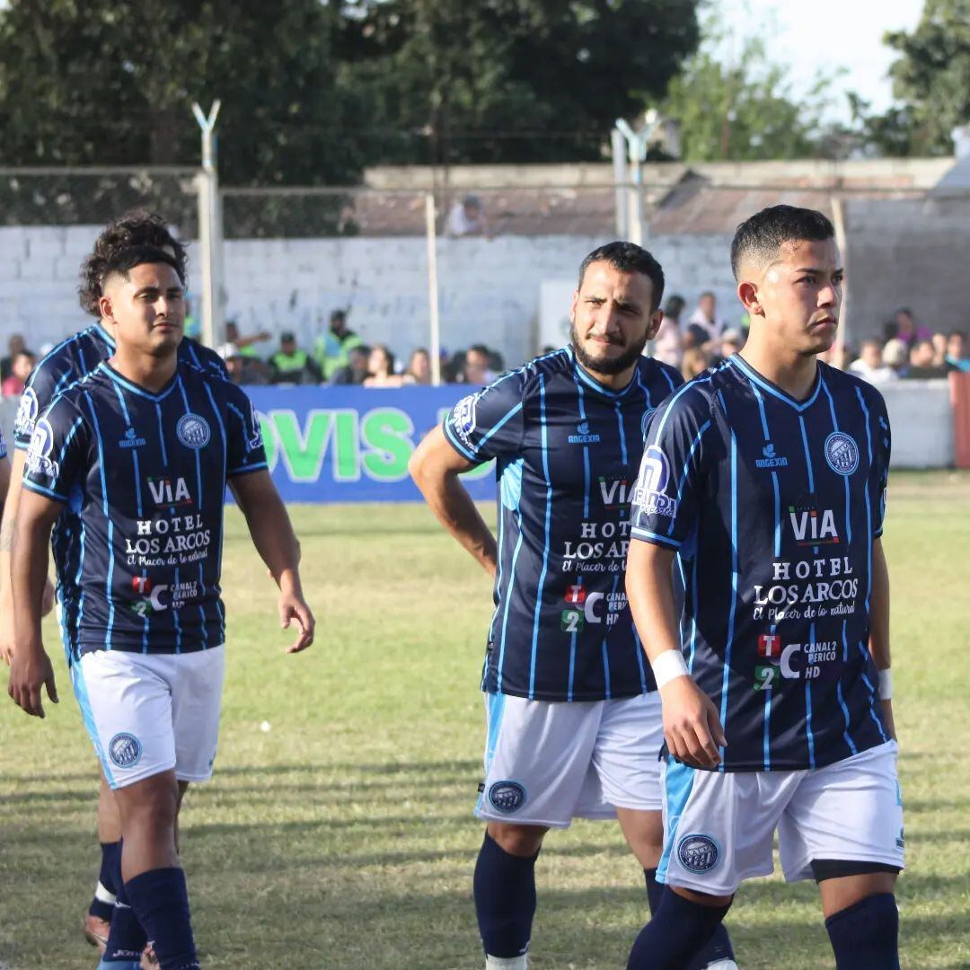 Un club unido por dos pasiones: el fútbol y el cuarteto.