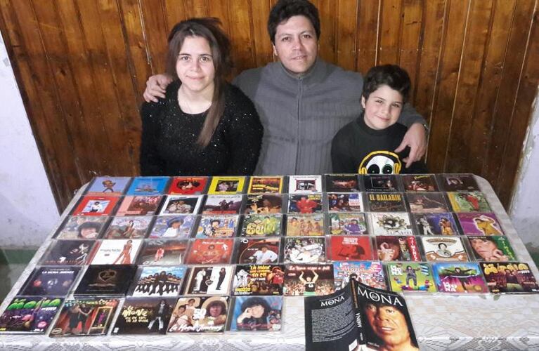 Un coleccionista con más de dos mil discos de cuarteto