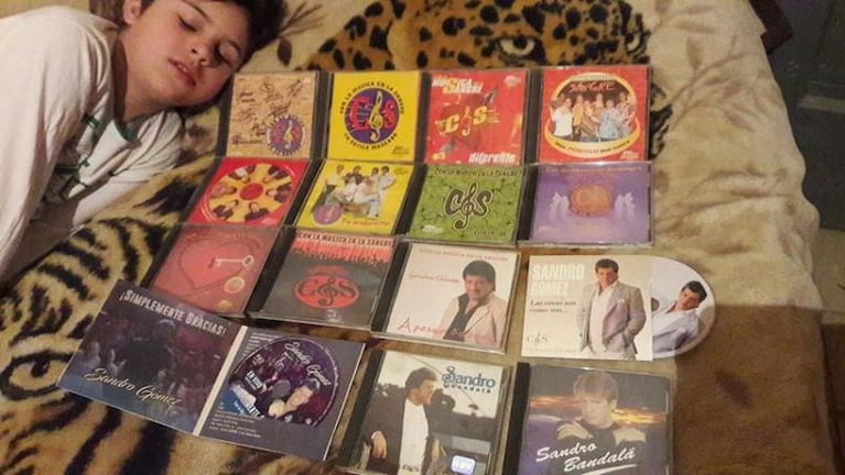 Un coleccionista con más de dos mil discos de cuarteto