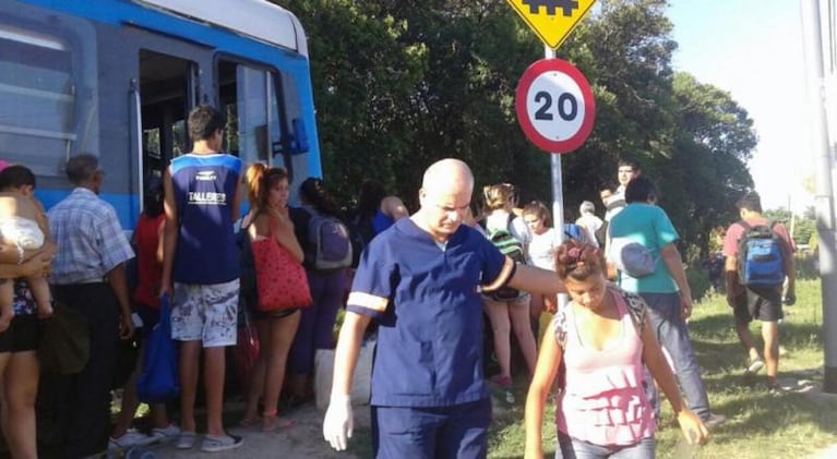 Un colectivo de Ersa chocó contra el Tren de las Sierras