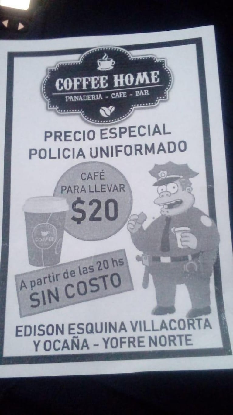  Un comerciante regala café a los policías