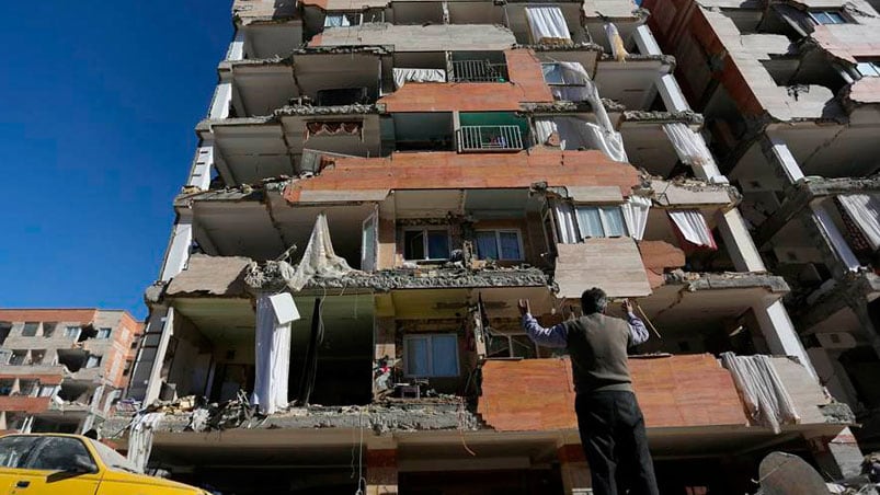 Un devastador terremoto destroza la frontera entre Irán e Irak. Foto: Reuters.