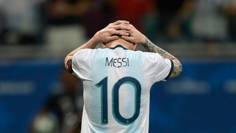 Un dolor de cabeza: Messi volvió a ser desaprovechado en la Selección.