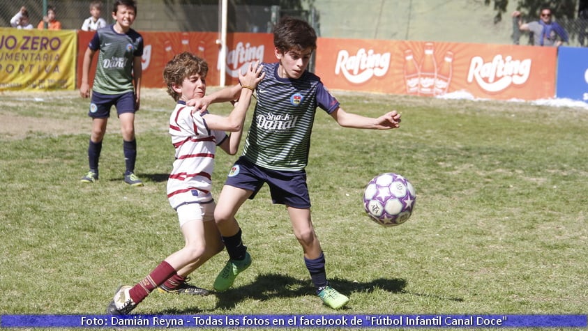 Un domingo lleno de goles y emociones en el torneo de El Doce.