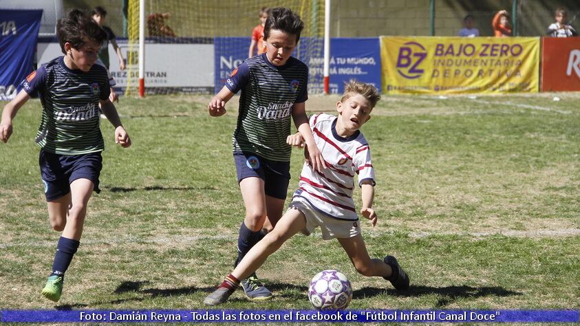 Un domingo lleno de goles y emociones en el torneo de El Doce.