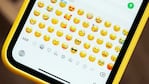 Un emoji en WhatsApp en el medio de una disputa legal.