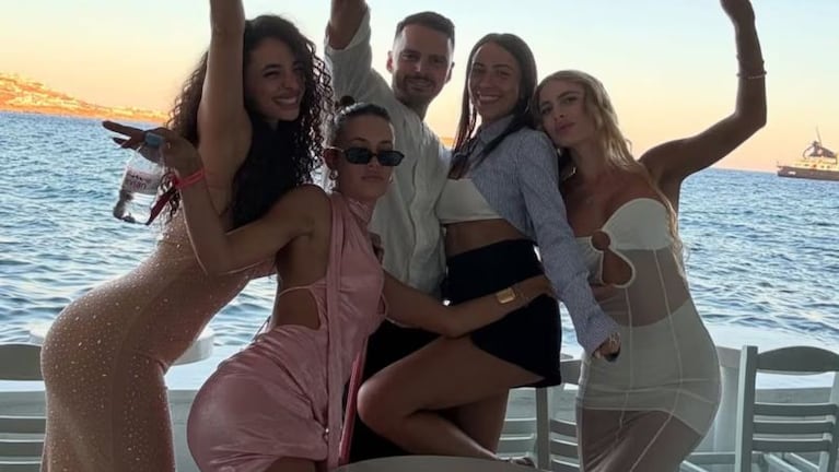 Un escándalo vincula a futbolistas del fútbol italiano con una red de prostitución VIP.