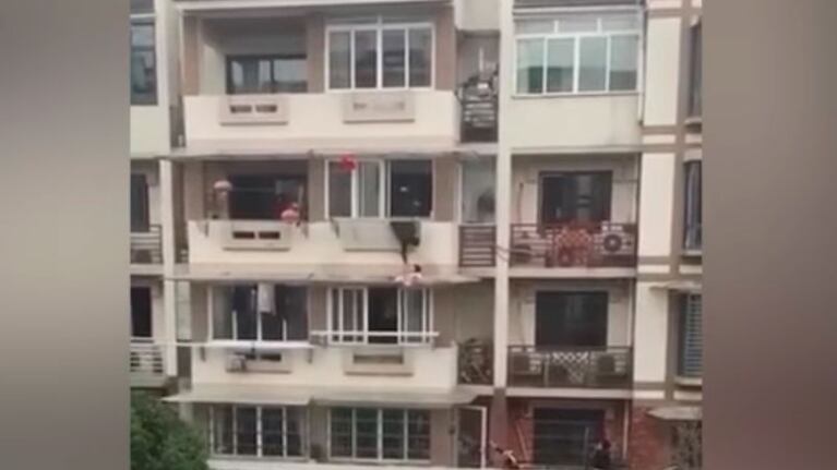 Un escena heroica que estremece.