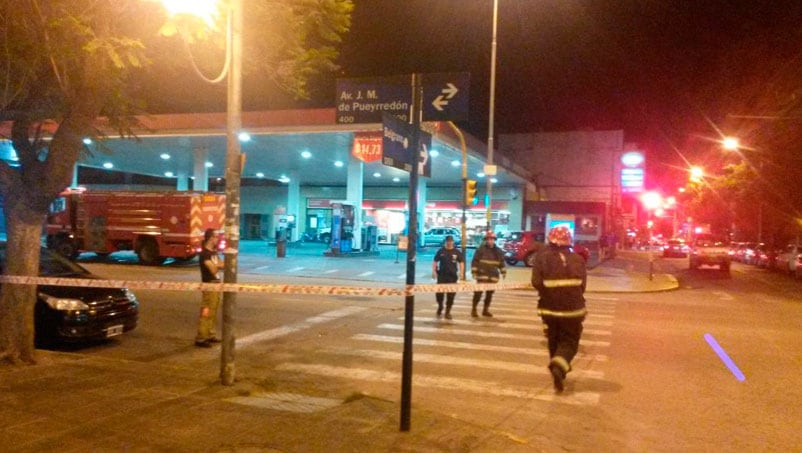 Un fuerte ruido asustó a los vecinos, pero está todo bajo control. Foto: Twitter @ferrancba