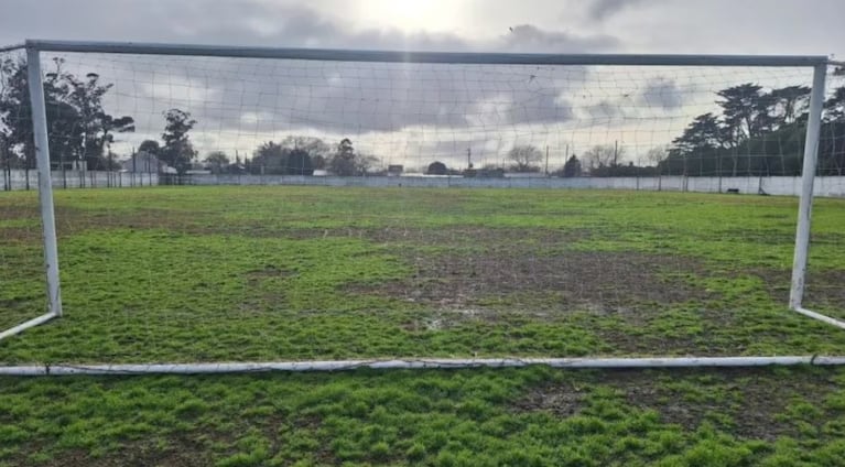 Un futbolista agredió a una policía hace más de 15 años y deberá pagar una indemnización millonaria