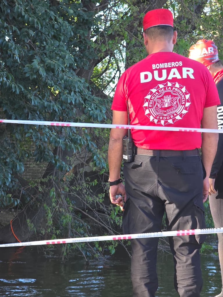 Un hombre cayó al Canal Maestro de Córdoba y murió.