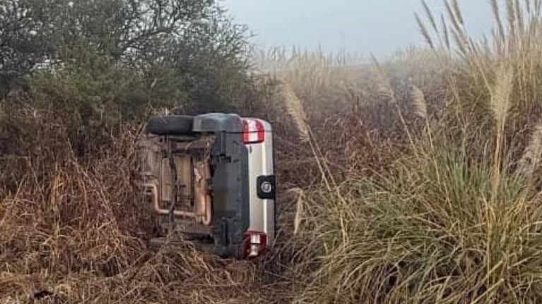 Un hombre falleció en el vuelco de una camioneta.