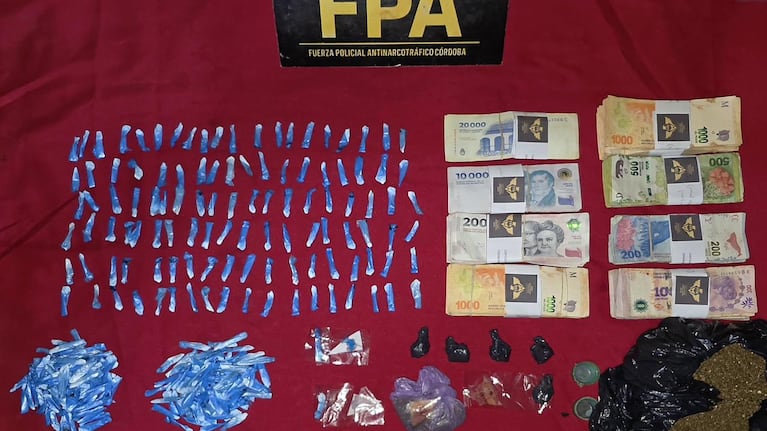 Un hombre y una mujer fueron detenidos en barrio Ciudad de Los Cuartetos.