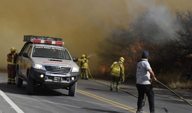 Un imputado por agresiones a personal de bomberos en plena lucha contra los incendios.