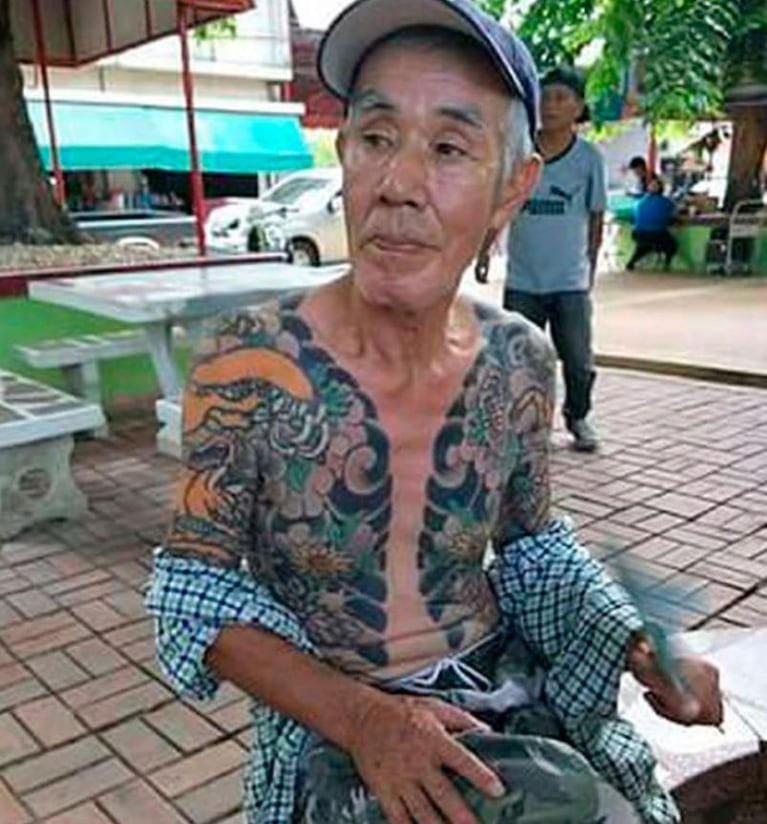 Un jefe de la mafia Yakuza cayó por una foto viral de sus tatuajes