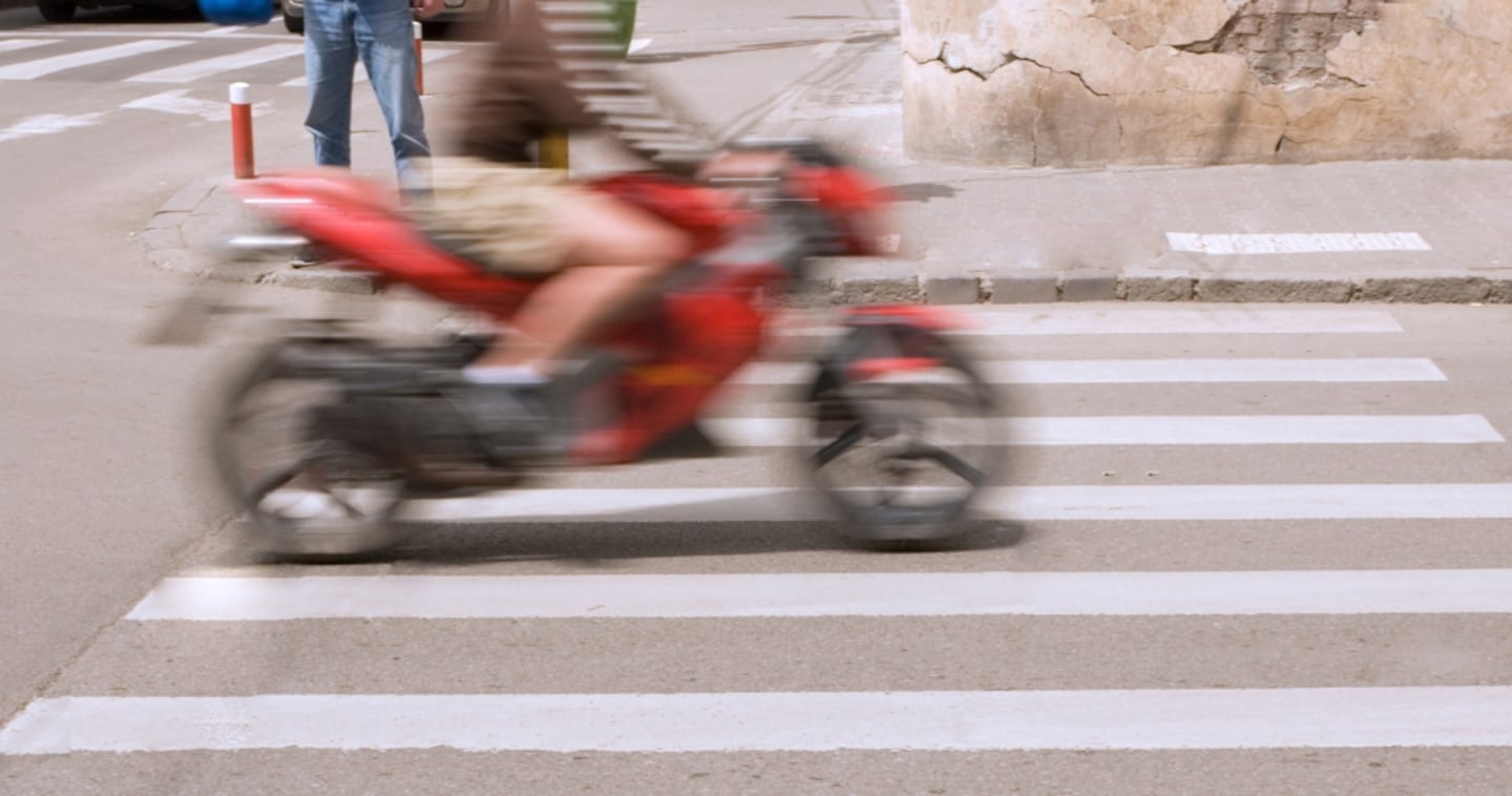 un-motociclista-fue-a-la-justicia-por-presunto-encierro-de-un-automovilista-pero-tuvo-un-reves-porqu