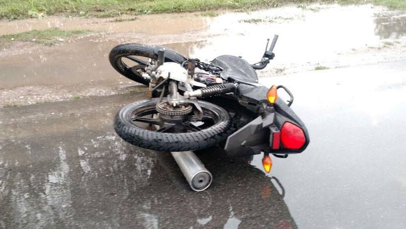 Un motocilcista atropelló a cuatro chicos en la Avenida Cárcano. Foto: Karina Vallori /ElDoce.tv