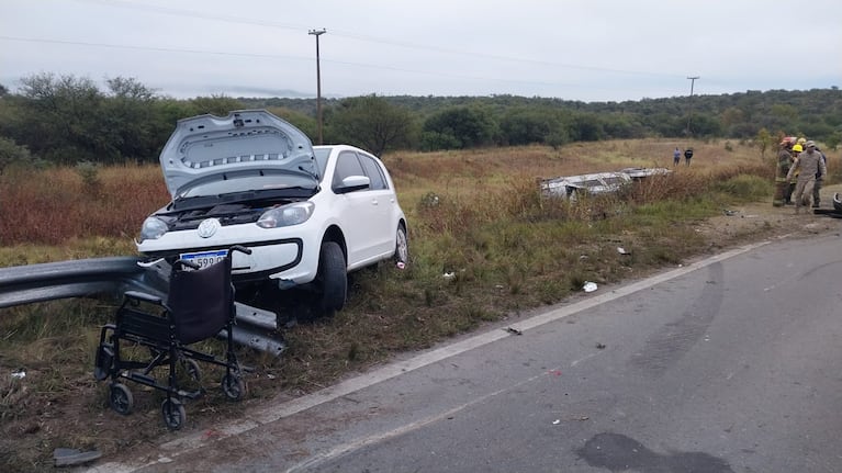 Un muerto y varios heridos luego de un trágico choque en cadena en Córdoba