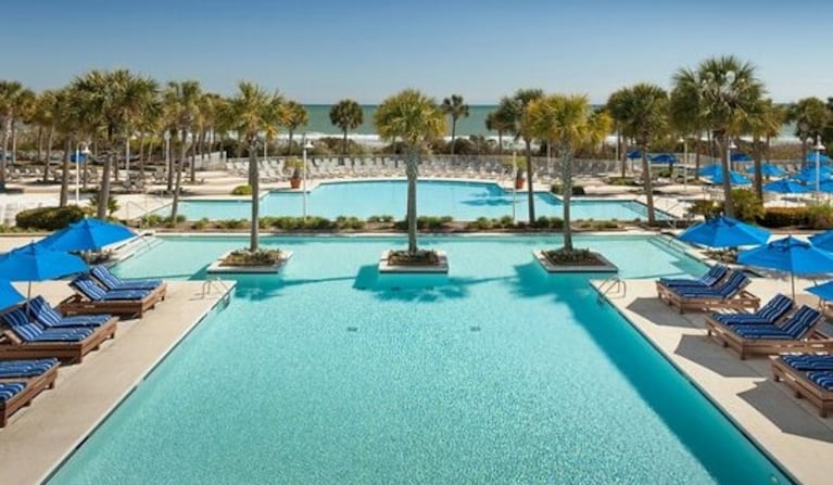 Un nene de 4 años murió ahogado en la pileta de un hotel: investigan un descuido de la madre