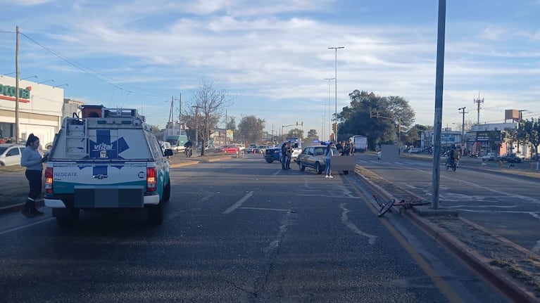 Un niño de 6 años que iba en bicicleta fue atropellado por un auto en Córdoba y resultó herido