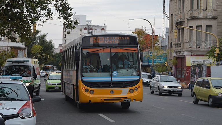 Un nuevo aumento en el boleto del transporte urbano en Córdoba. / Foto: Archivo El Doce