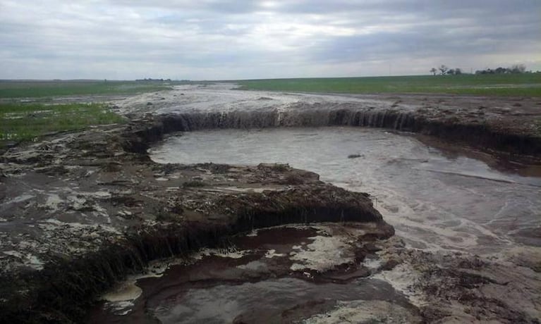Un nuevo río apareció en Córdoba