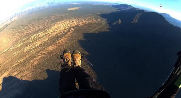 Un parapentista cordobés se accidentó en el cerro Famatina