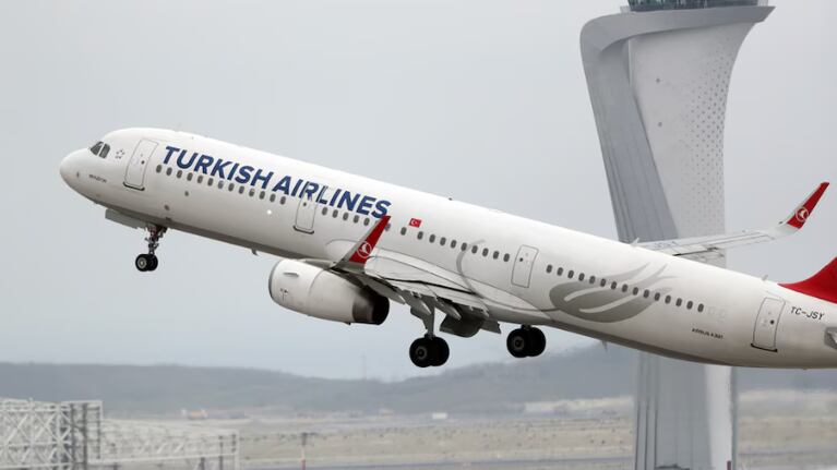 Un piloto murió en pleno vuelo