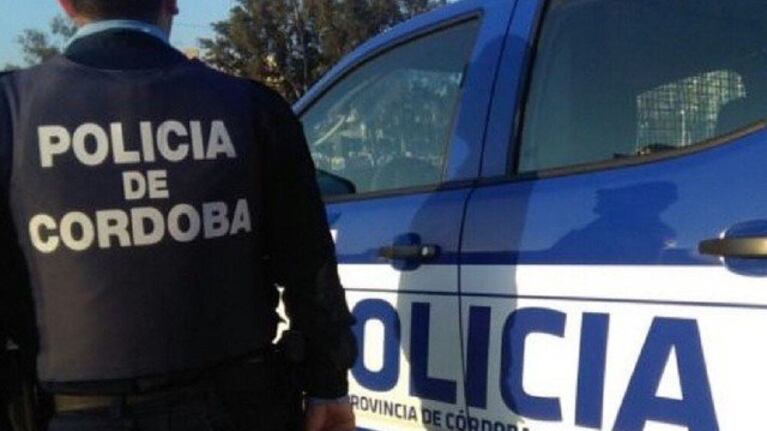 Un policía de civil baleó a un menor que intentó robarle en el Bajo Pueyrredón.