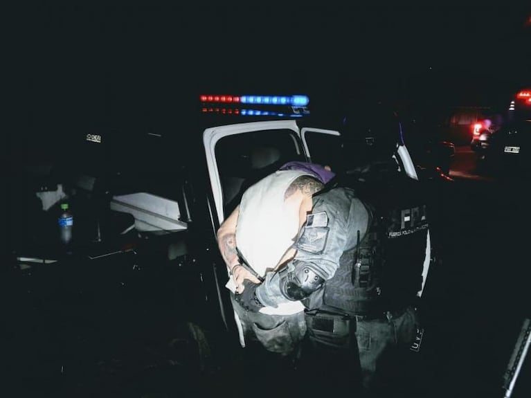 Un policía de la Caminera, detenido por narcomenudeo en Bell Ville