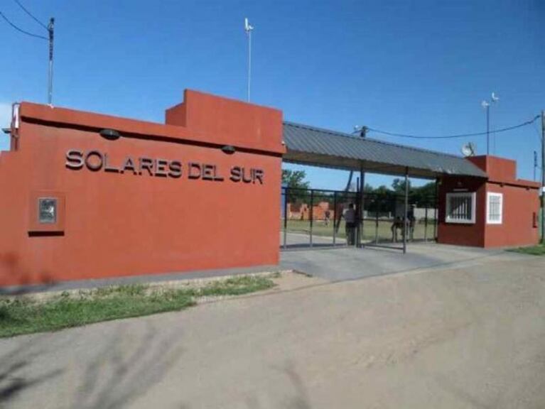 Un policía fue baleado cuando custodiaba un country