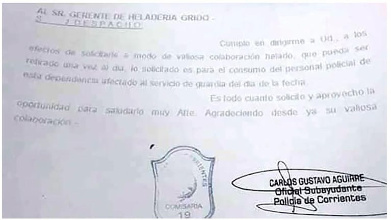 Un policía pidió por escrito que le regalen un kilo de helado por día en Corrientes