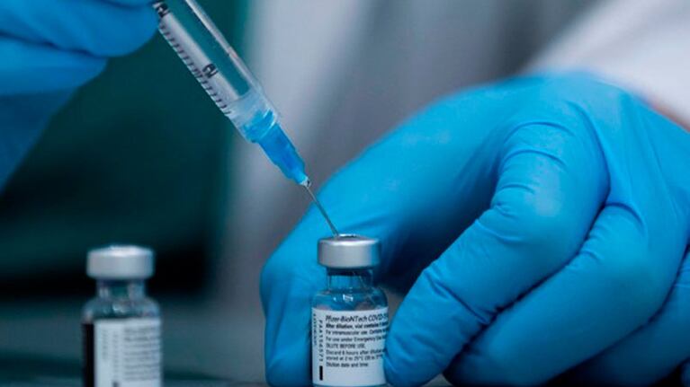 Un primer cargamento con vacunas Pfizer llegará en septiembre.