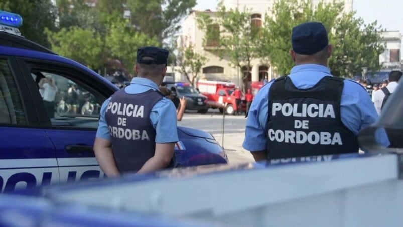 Un repartidor le robaron su moto y llamó 22 veces a la Policía, pero obtuvo repuesta.