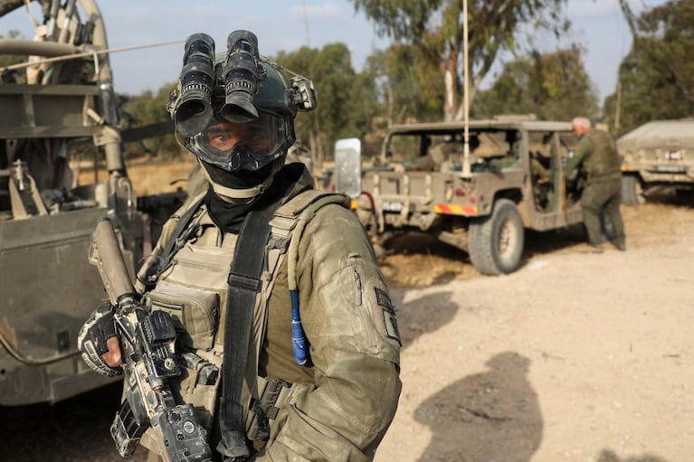 Un soldado israelí en Gaza. REUTERS/Ronen Zvulun     TPX IMAGES OF THE DAY