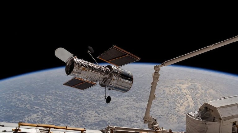 Un telescopio de la NASA está sin control y caerá en la Tierra: la alerta sobre Argentina