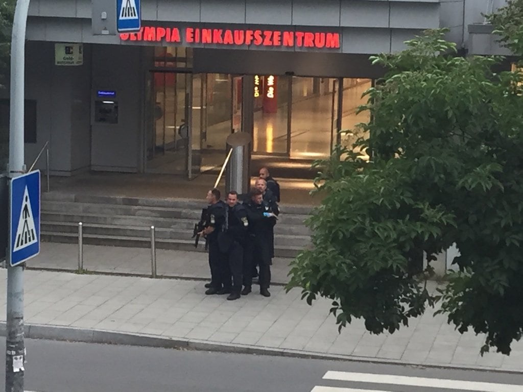 Un tiroteo en un centro comercial de Munich dejó muertos y heridos. 