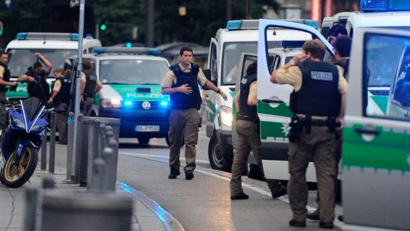 Un tiroteo en un centro comercial de Munich dejó muertos y heridos. Foto: El País.