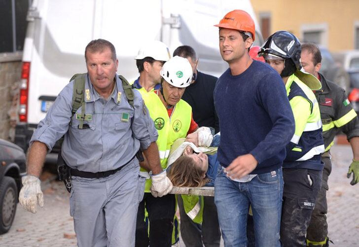 Un trágico terremoto sacudió al centro de Italia. Foto: AFP.